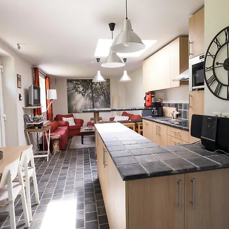 Mansion In Par Dela With Pool, Cleaning Included Holiday home
