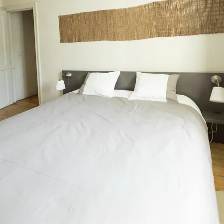 Holiday home Mansion In Par Dela With Pool, Cleaning Included