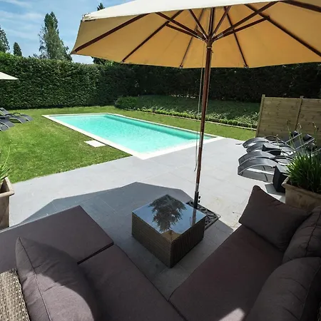 Holiday home Mansion In Par Dela With Pool, Cleaning Included Hastiere-par-dela