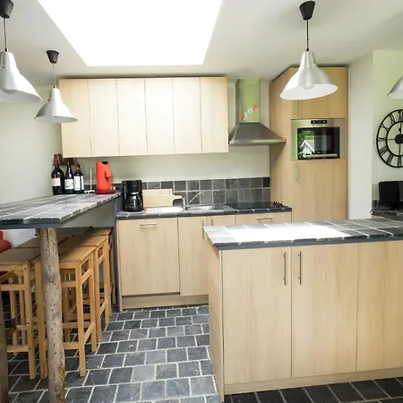 Mansion In Par Dela With Pool, Cleaning Included Holiday home *