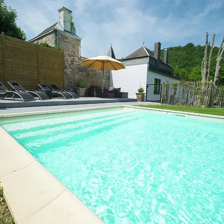 Mansion In Par Dela With Pool, Cleaning Included Holiday home